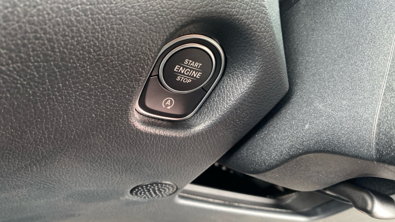 Mercedes-Benz Vito L2 Diesel Rwd 119CDI Select Crew Van 9G-Tronic